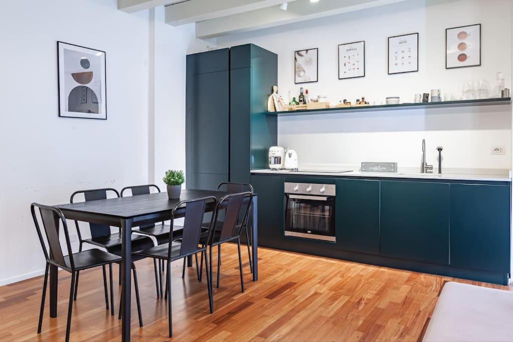 Апартаменты Elegante Loft Su 2 Piani A 5 Minuti Da San Siro Милан Экстерьер фото